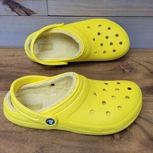 Yellow Fleece Lined Crocs M8/W10 Unisex Slip On Clogs